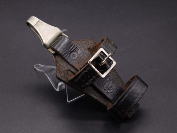 Vertical M33 SS Dagger Hanger by Assmann