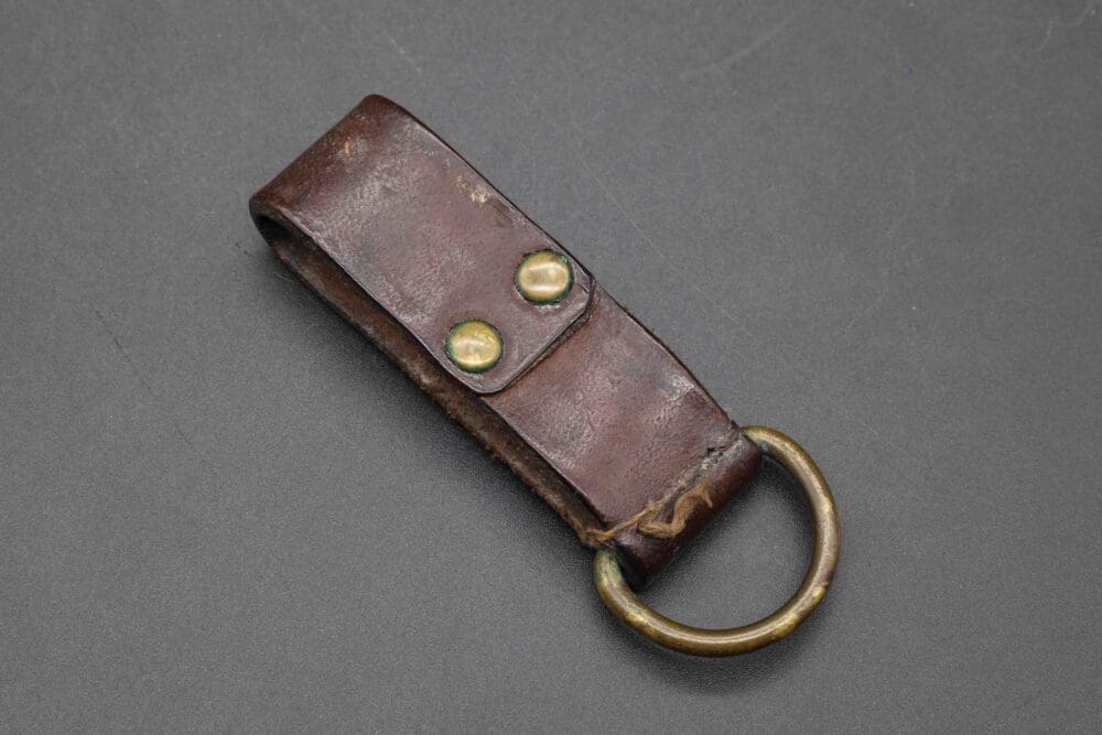 Leather belt loop - Image 2