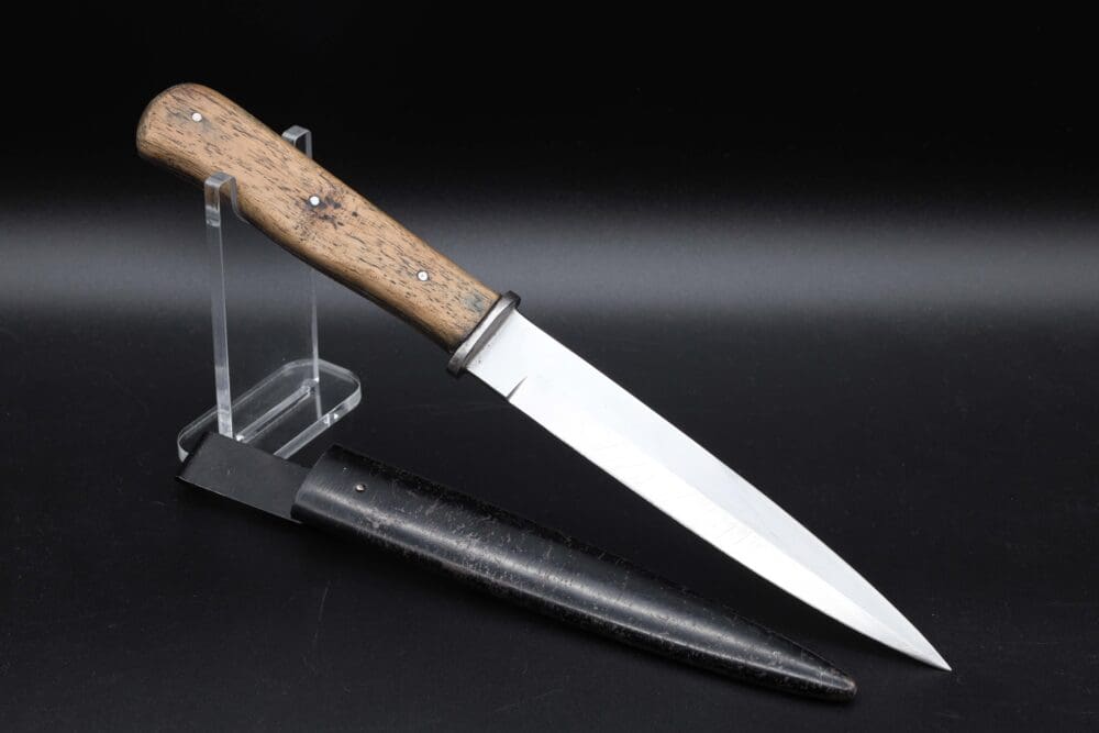 M42 Combat Trench knife