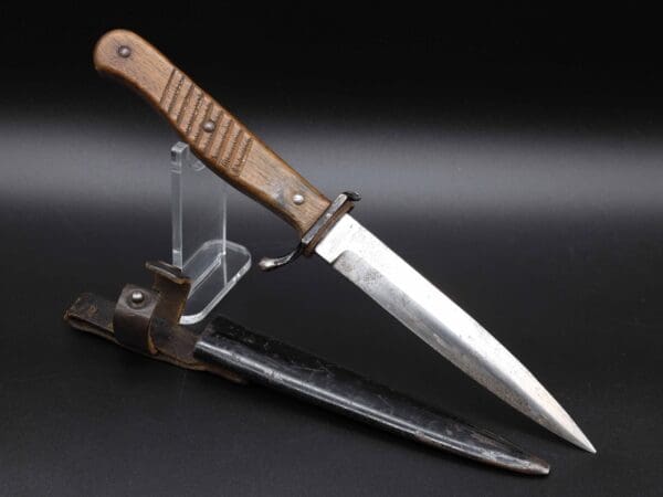WW1 Combat/Trench Knife by ERN – Wald