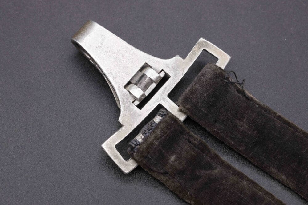 Luftwaffe officer’s dagger hanger - Image 6