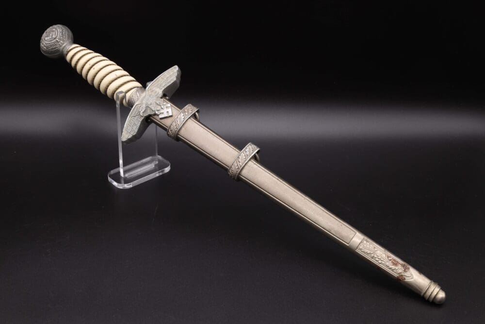 Rare Wooden grip M37 Luftwaffe dagger by Schüttelhofer - Image 3