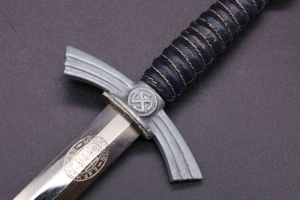 Miniature Luftwaffe Dagger by Hörster - Image 12