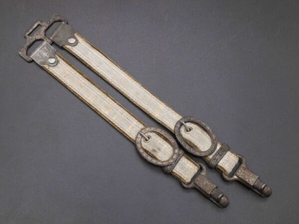 Deluxe Army Dagger Hangers