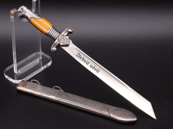 Miniature RAD Dagger by Alcoso