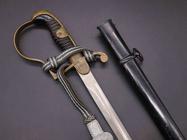 Army Sabre by Alcoso