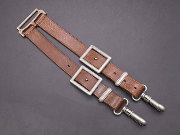 RAD Officers Dagger Hanger by Assmann